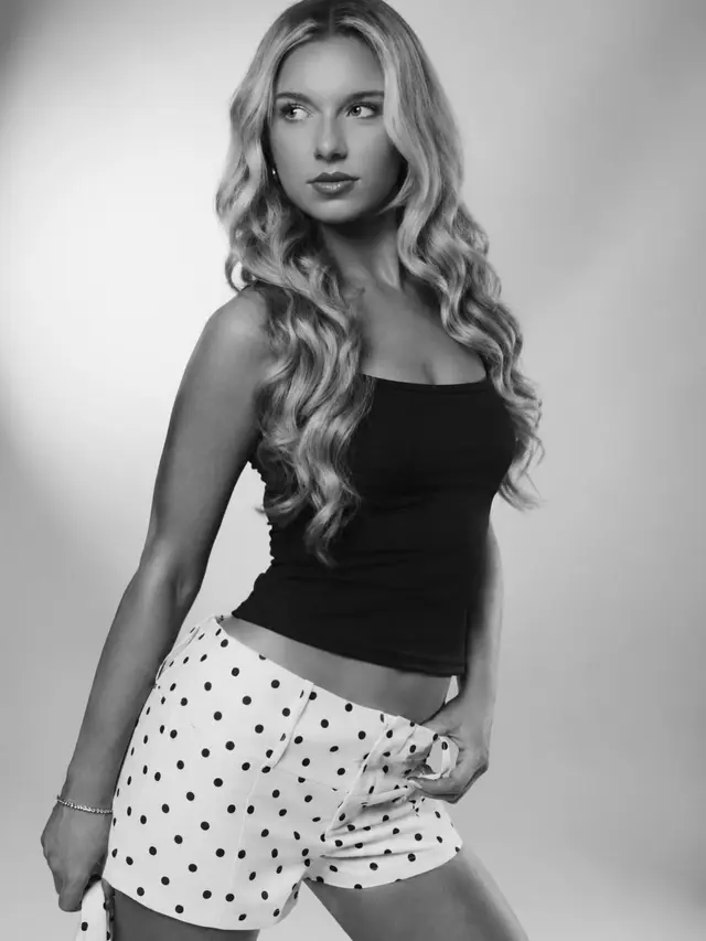 Black-and-white photoshoot makeup